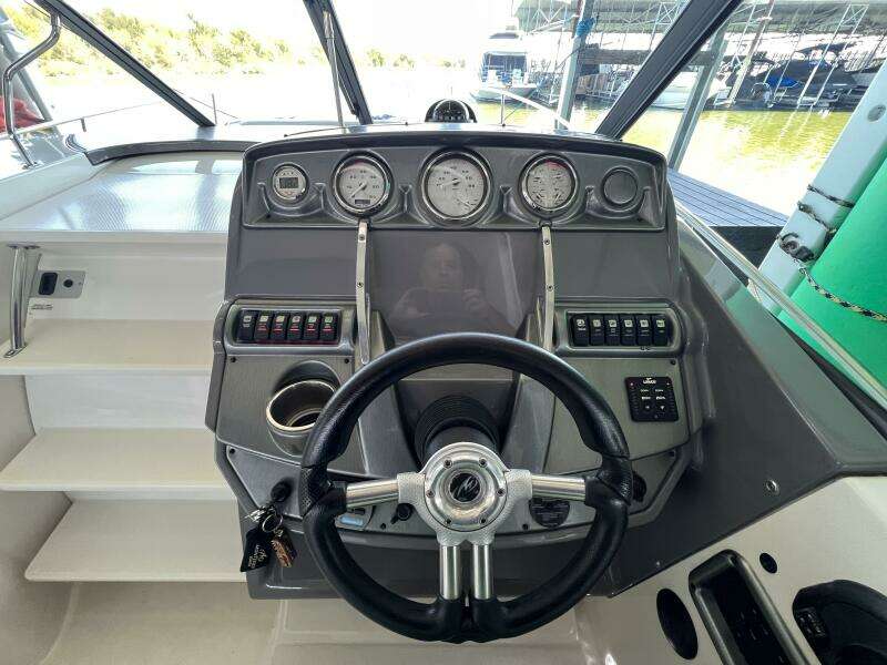 17 Cockpit
