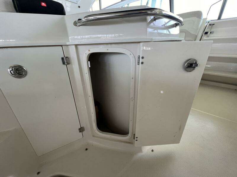 32 Battery Controller Storage