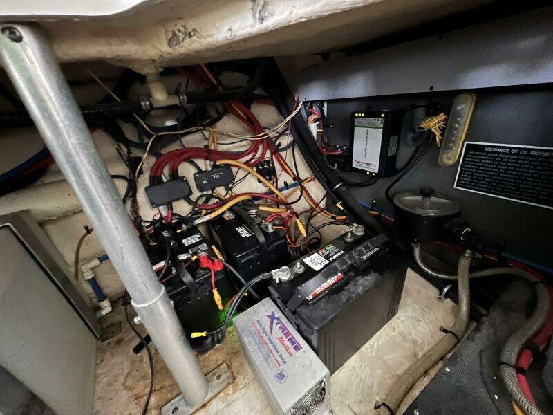 40 Engine Room Starboard(1)