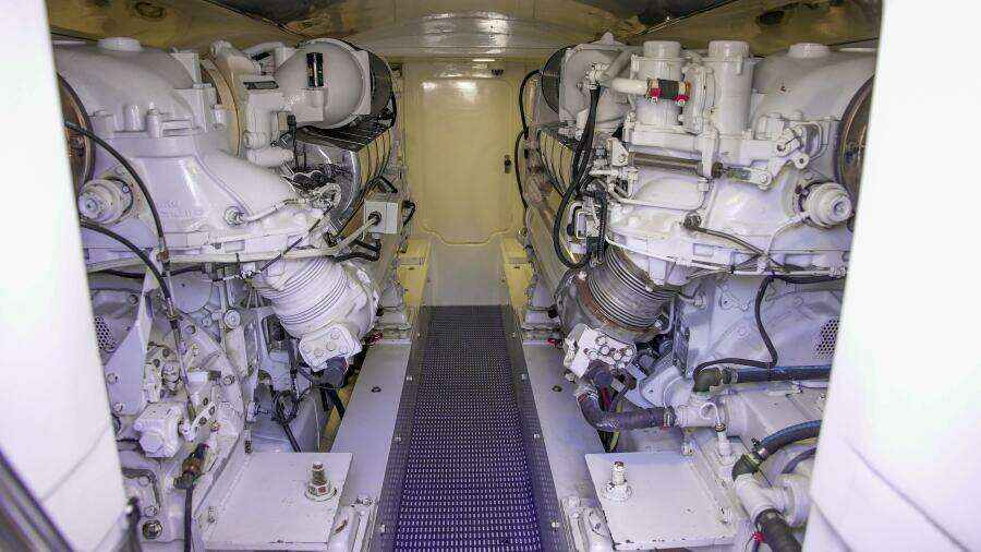 1991 Monterey 65 Convertible Emma Ruth