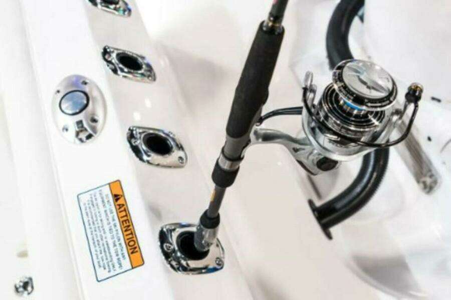 2025 Edgewater 230CC