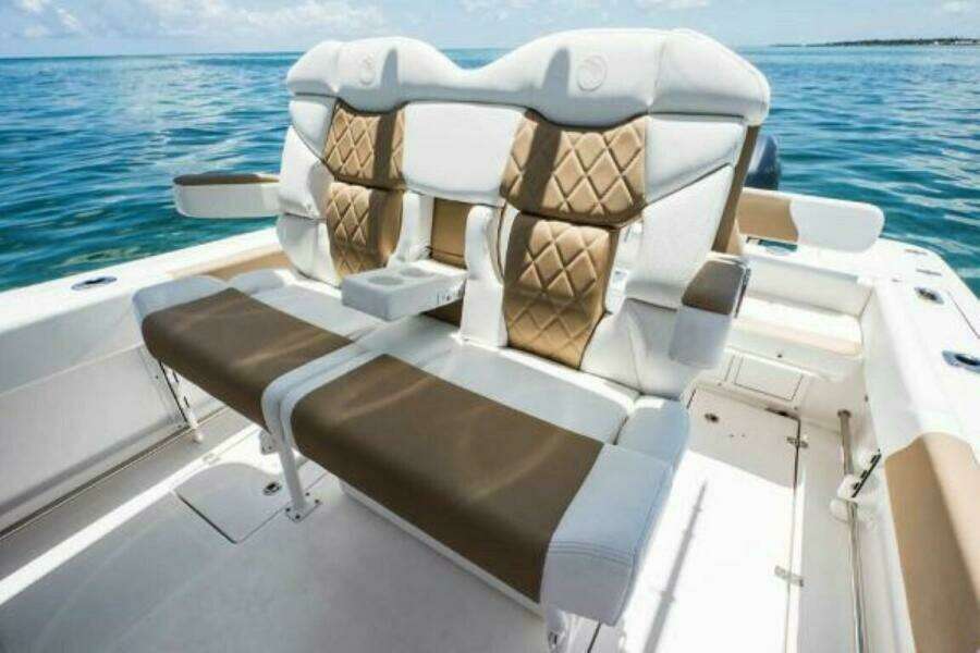 2025 Edgewater 245CC