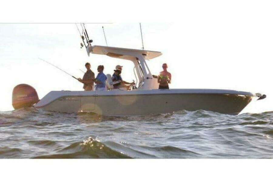 2025 Edgewater 262CC