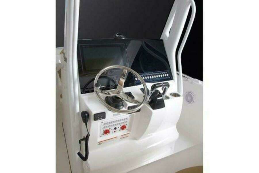 2025 Edgewater 262CC