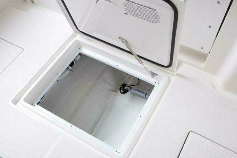 2025 Edgewater 262CC