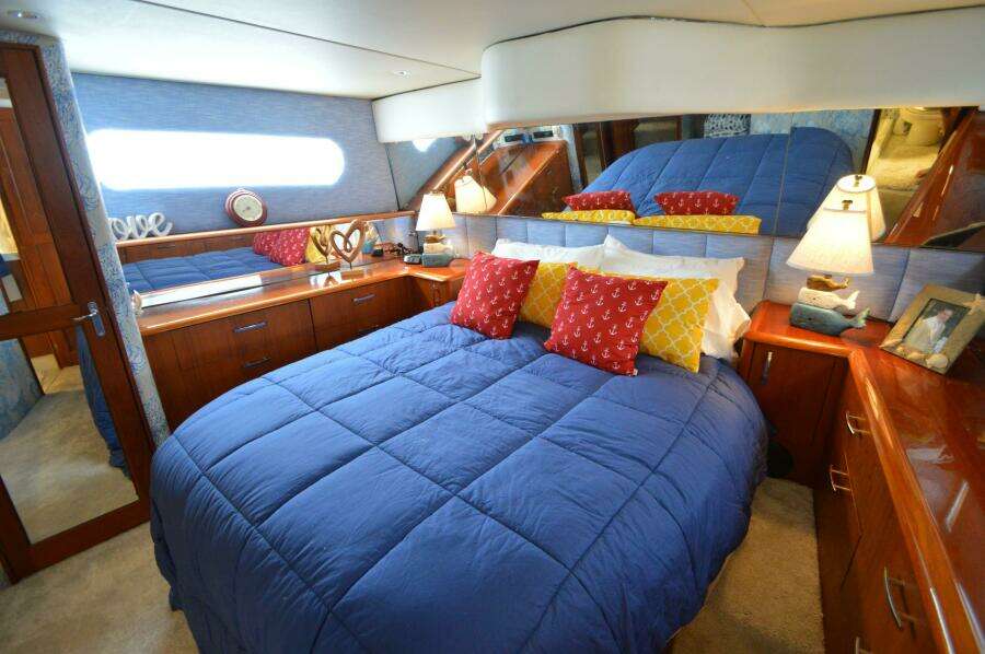 1995 Ocean 48 Cockpit Motor Yacht