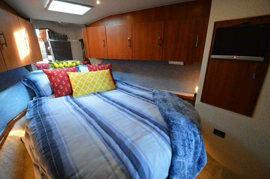 1995 Ocean 48 Cockpit Motor Yacht