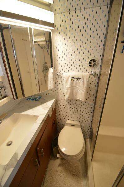 1995 Ocean 48 Cockpit Motor Yacht