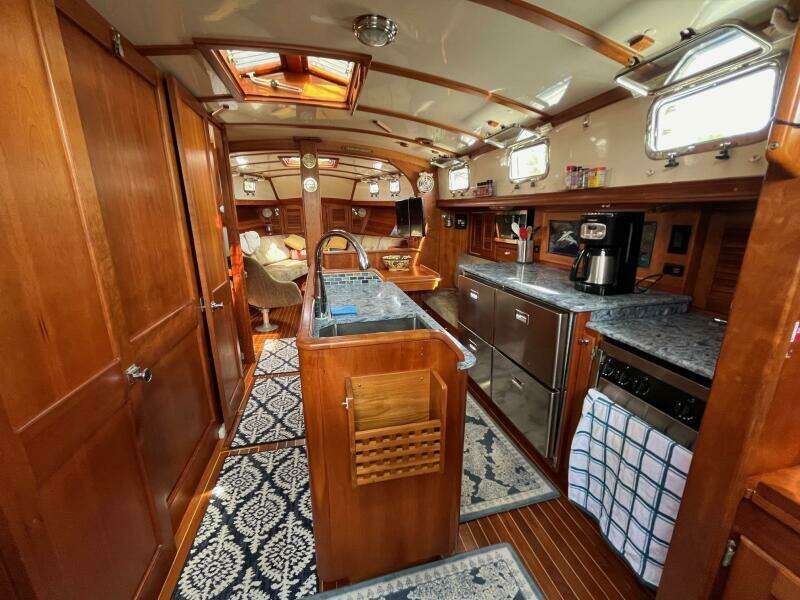 1996 Gozzard Aft Cockpit