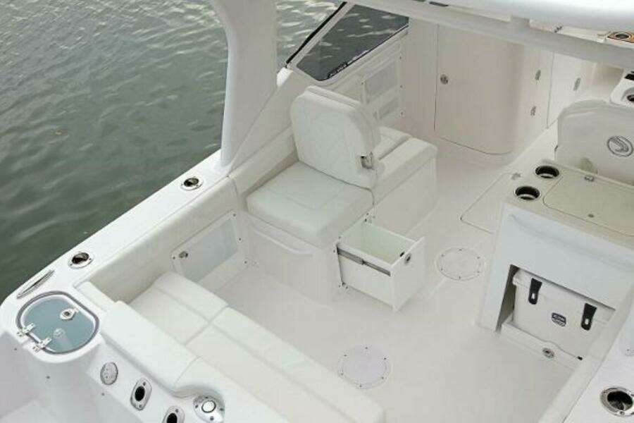 2025 Edgewater 230CX