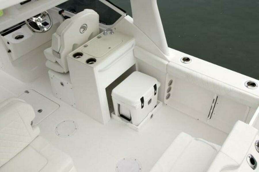 2025 Edgewater 230CX