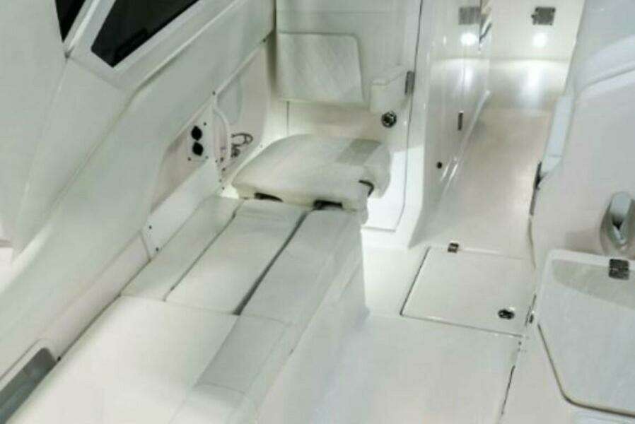 2025 Edgewater 262CX