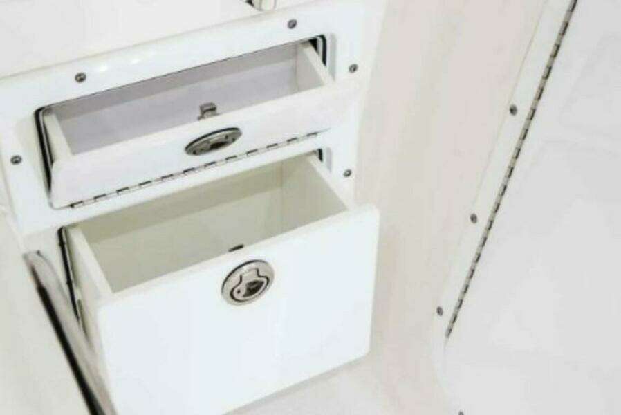 2025 Edgewater 280CX