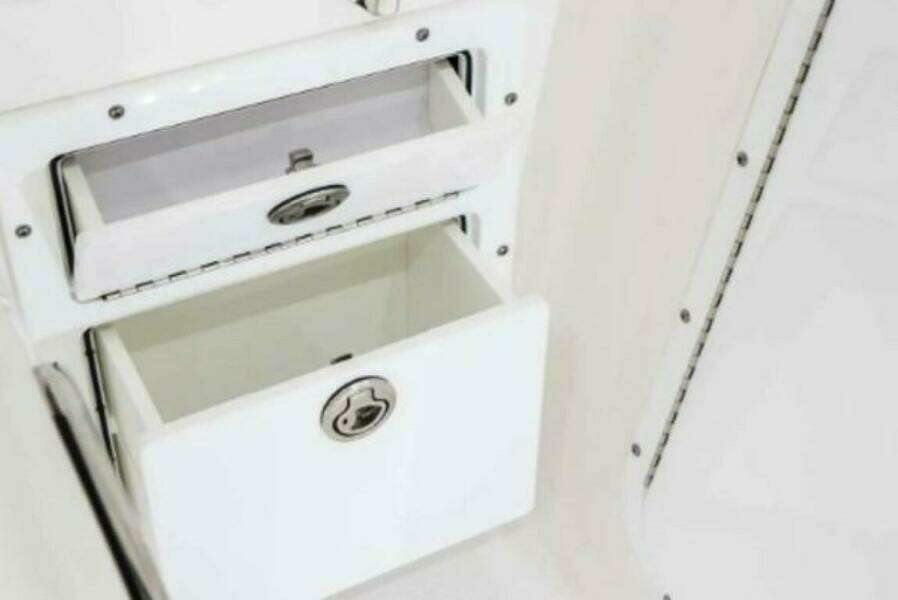 2025 Edgewater 280CX