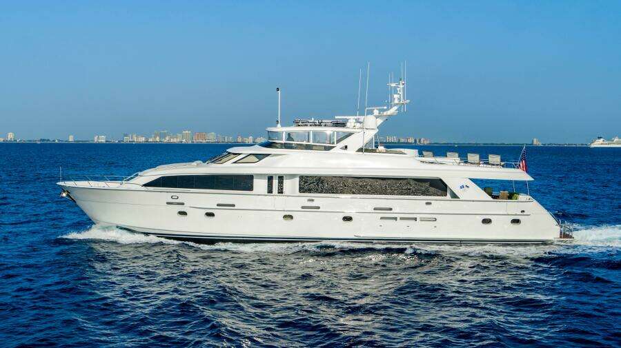 2005 Hatteras 100 Motor Yacht