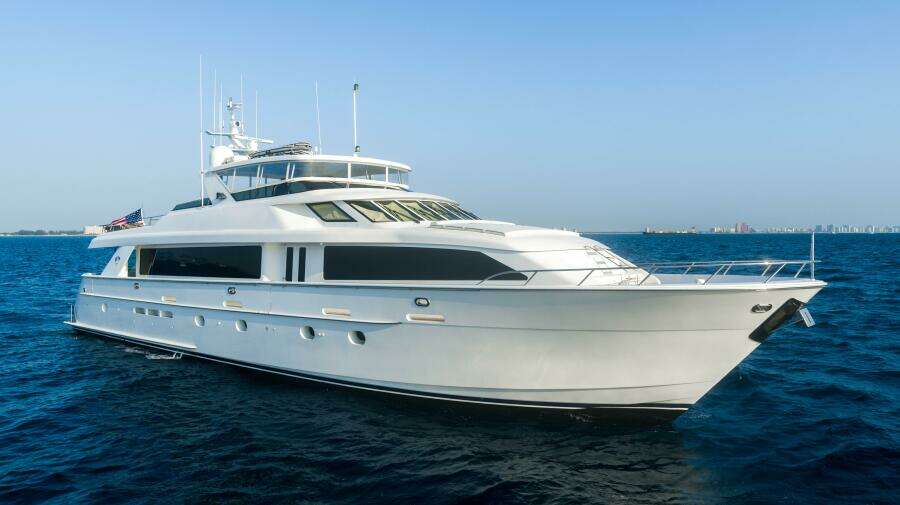 2005 Hatteras 100 Motor Yacht