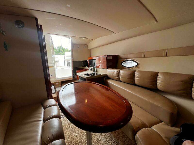 2007 Larson Cabrio 274