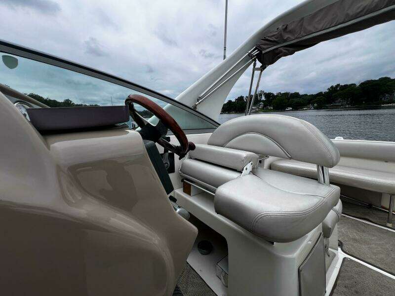 2007 Larson Cabrio 274