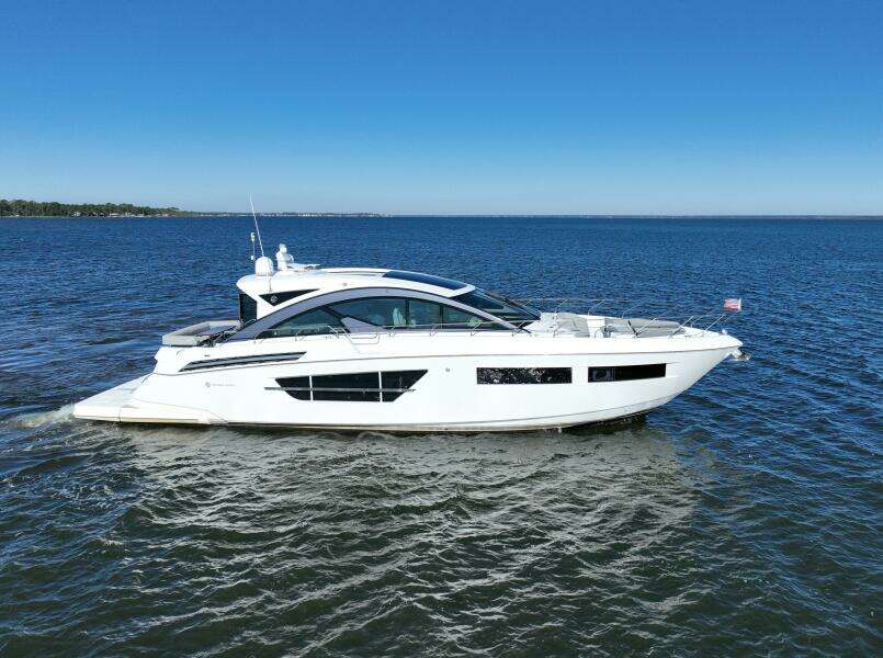2020 Cruisers Yachts- HARPER BELL- 