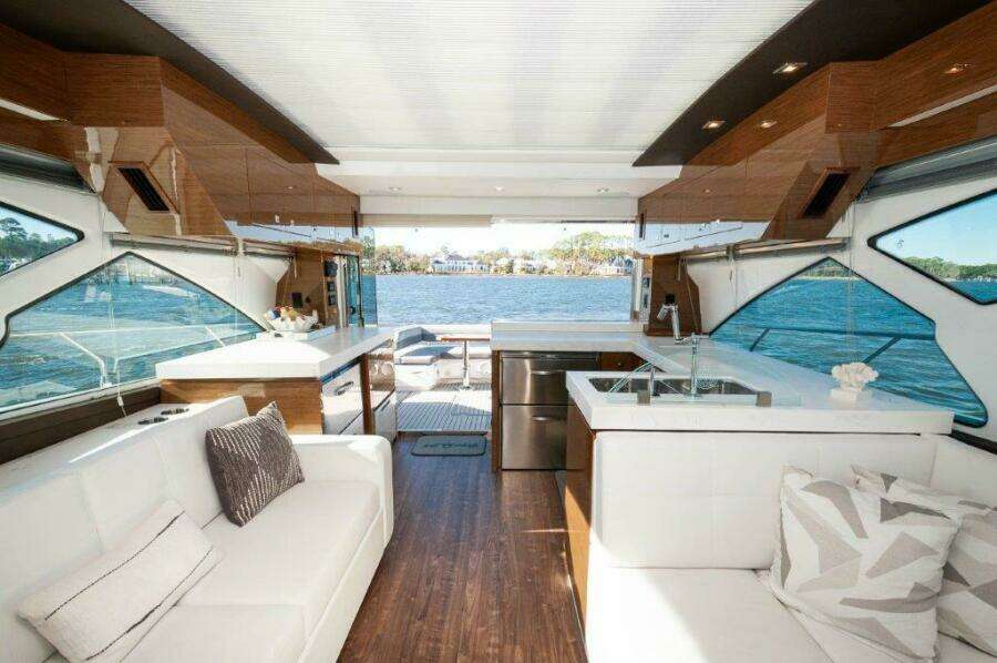 2020 Cruisers Yachts- HARPER BELL- Salon 4