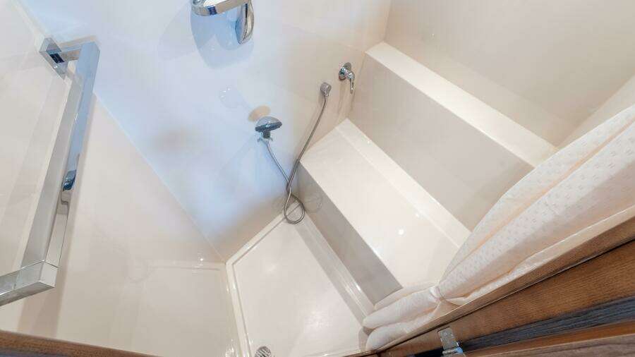 2013 Cruisers 48 Cantius