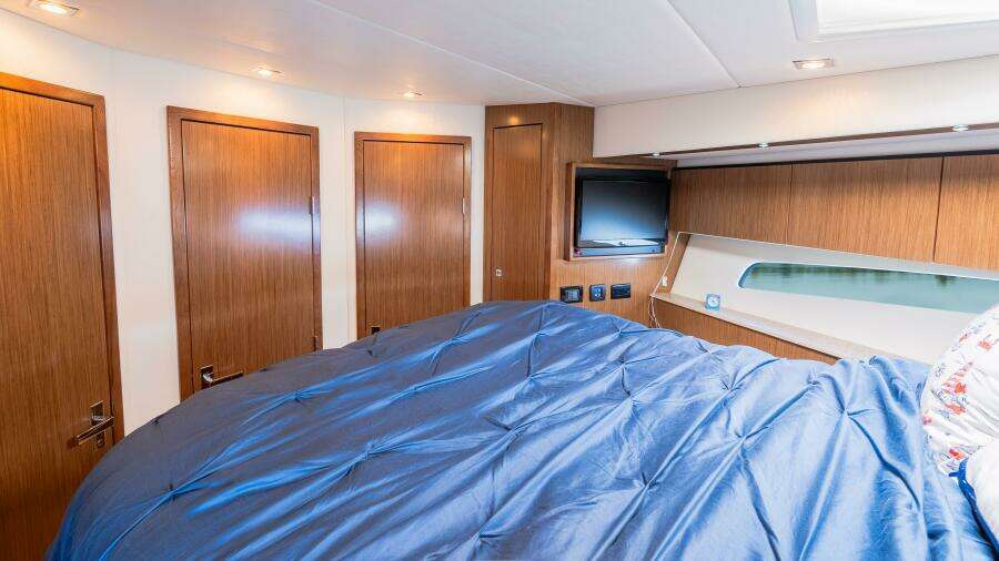 2013 Cruisers 48 Cantius