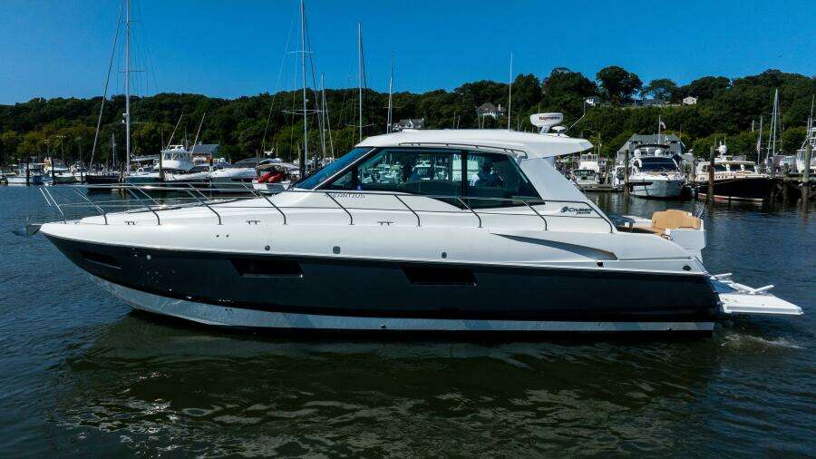 2013 Cruisers 48 Cantius