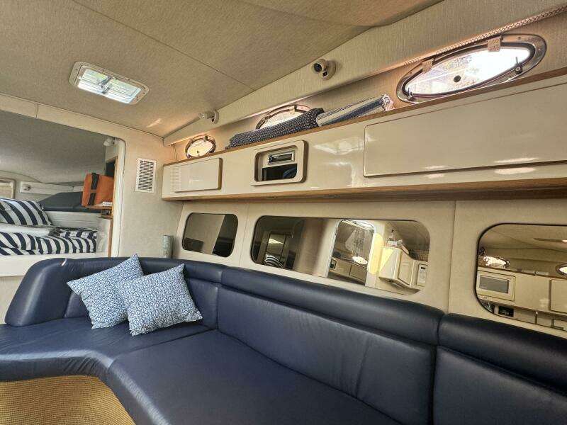 1995 Sea Ray Express Cruiser