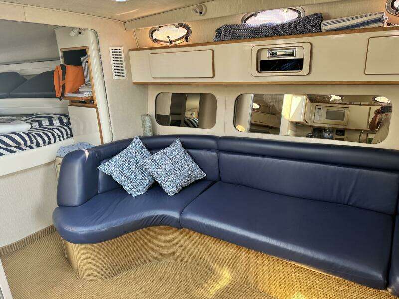 1995 Sea Ray Express Cruiser