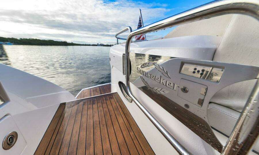 2017 Sunseeker Predator