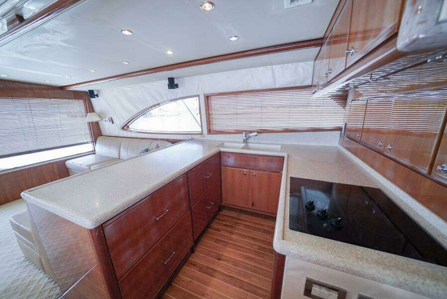 2007 Bertram 51 Convertible Smoker II