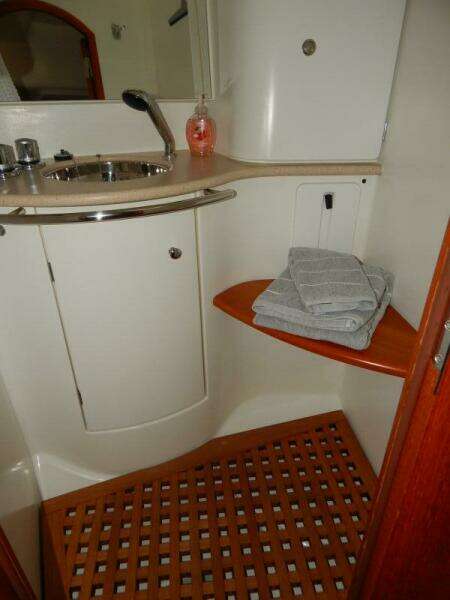 Master shower forward to port