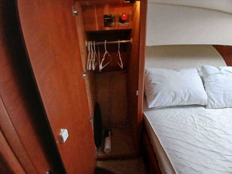 2006 Silverton 35 Motor Yacht