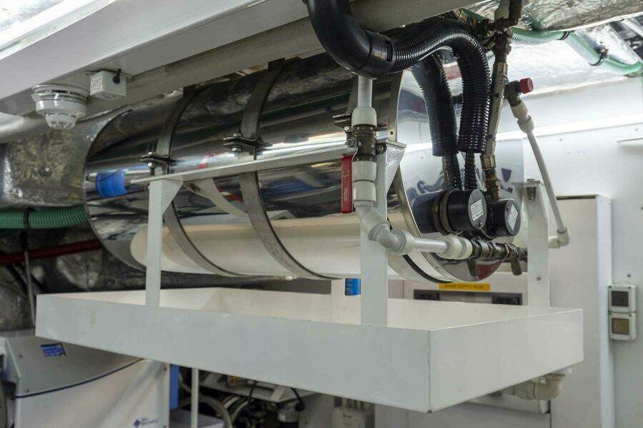 2017 Sunseeker 95 Yacht