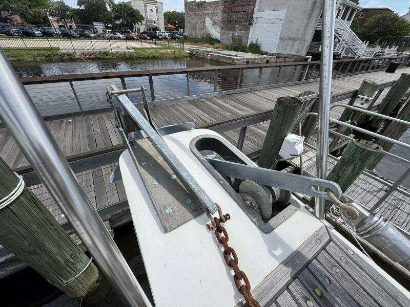 1989 Grand Banks 42 Motor Yacht