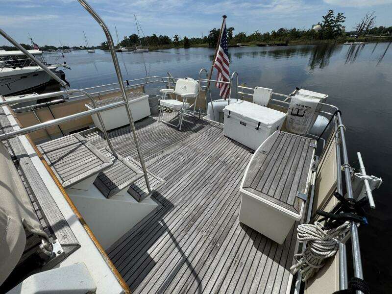 1989 Grand Banks 42 Motor Yacht