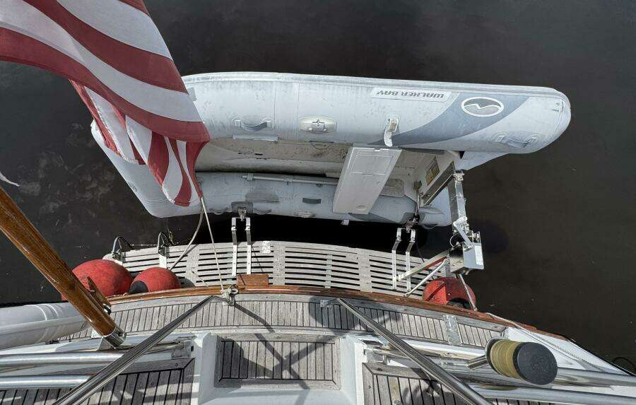 1989 Grand Banks 42 Motor Yacht