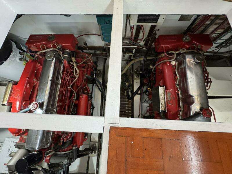 1989 Grand Banks 42 Motor Yacht