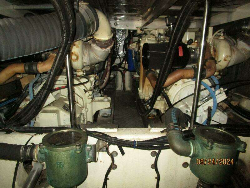 47' Sealine engine room forward