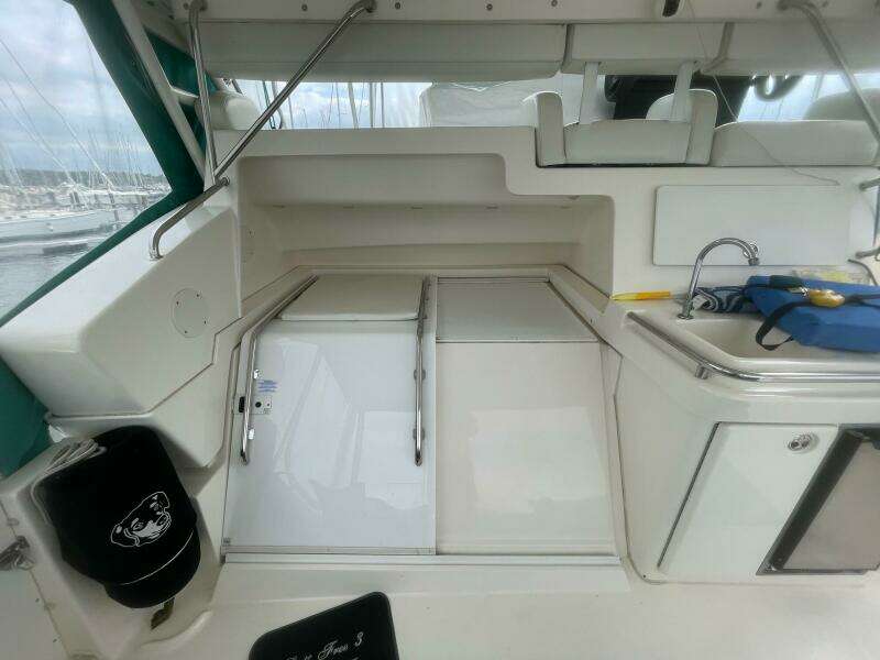 2002 Silverton 392MY