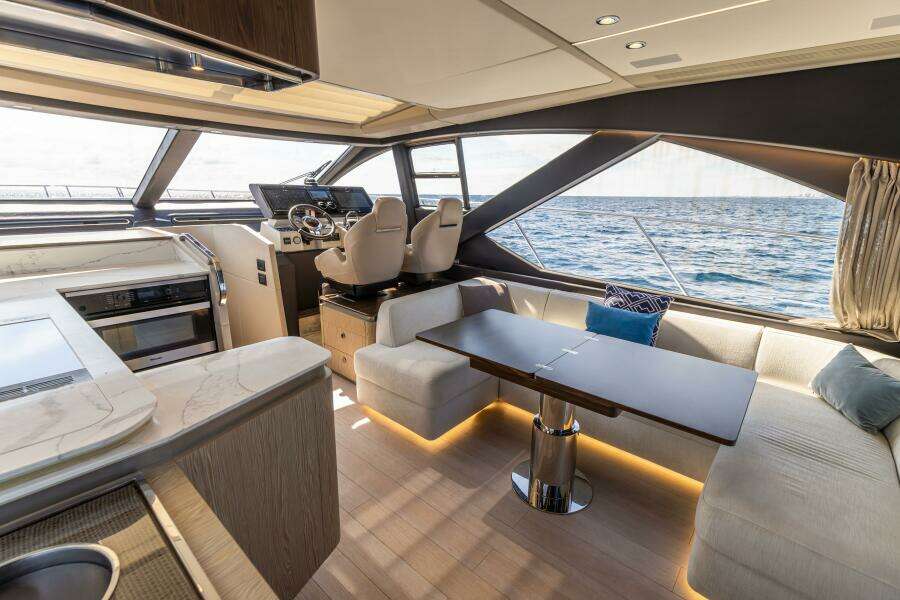 2021 Azimut S6 Sport Fly