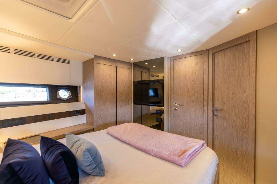 2021 Azimut S6 Sport Fly