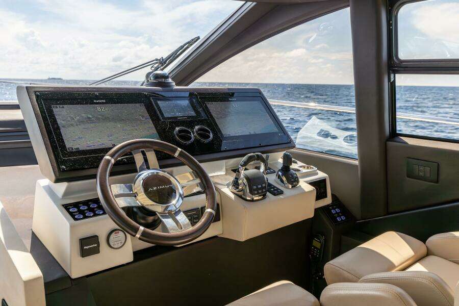 2021 Azimut S6 Sport Fly