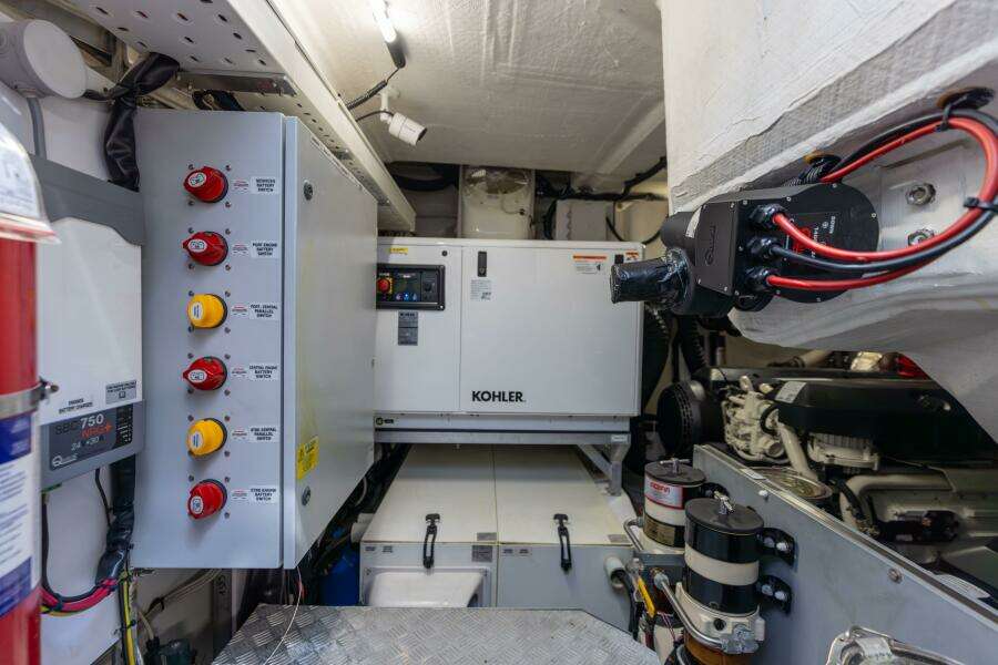 2021 Azimut S6 Sport Fly