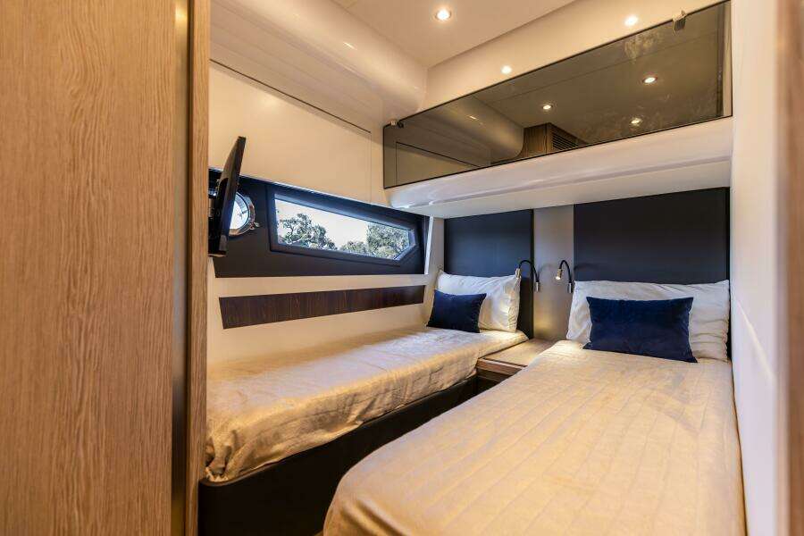 2021 Azimut S6 Sport Fly