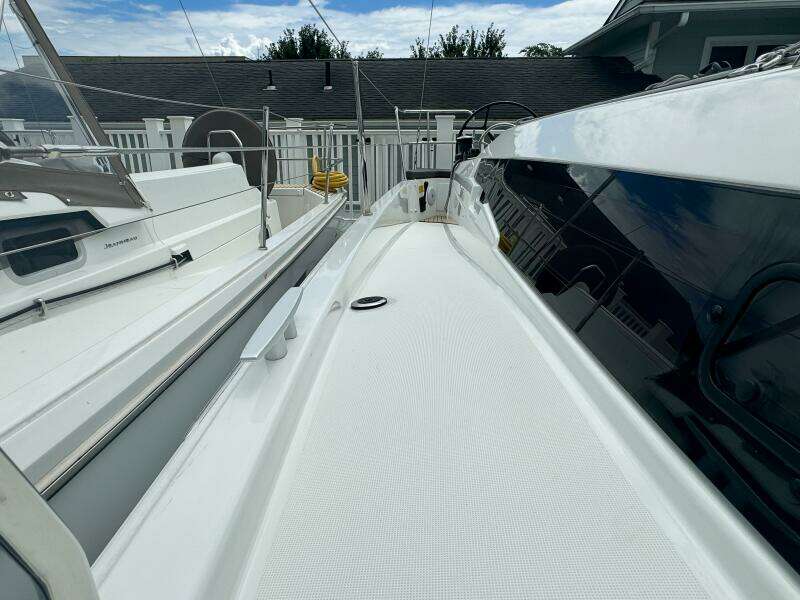 2024 Jeanneau Sun Odyssey 410 #345