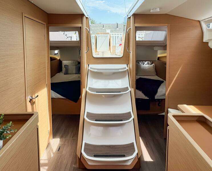 2023 Jeanneau Sun Odyssey 440 #442