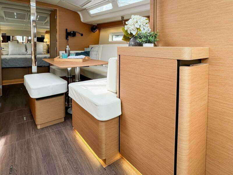 2023 Jeanneau Sun Odyssey 440 #442