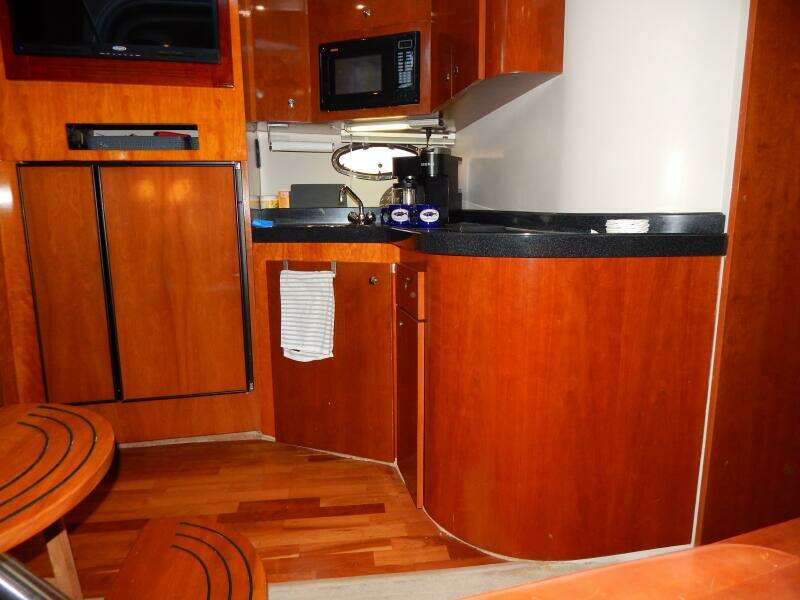 2003 Regal 3860 Commodore Diesel