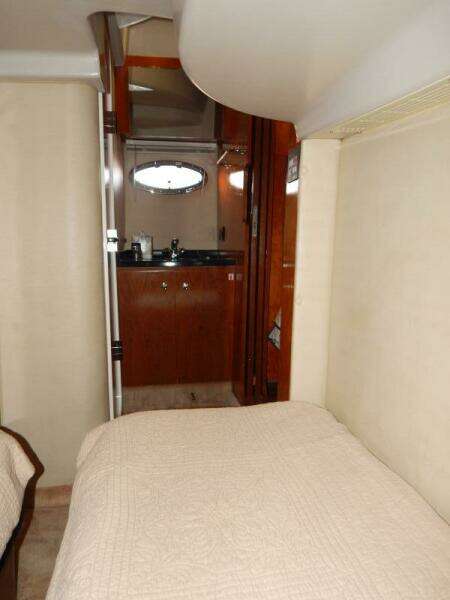 2003 Regal 3860 Commodore Diesel